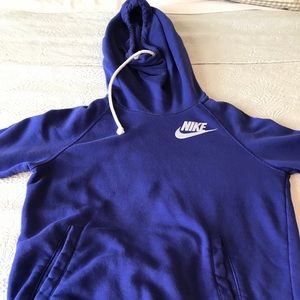Nike sweatshirt